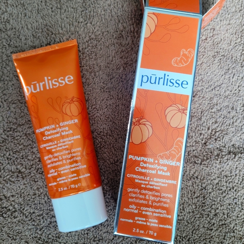Purlisse Detoxifying Charcoal Mask